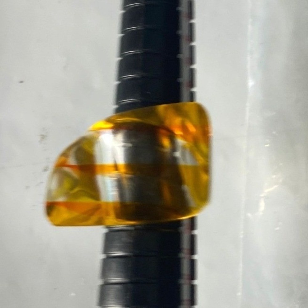Vintage Amber Swirl Lucite Resin Ring Chunky Size 6
